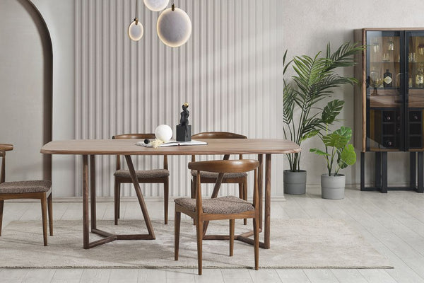 Hesna Brown Dining Room Set