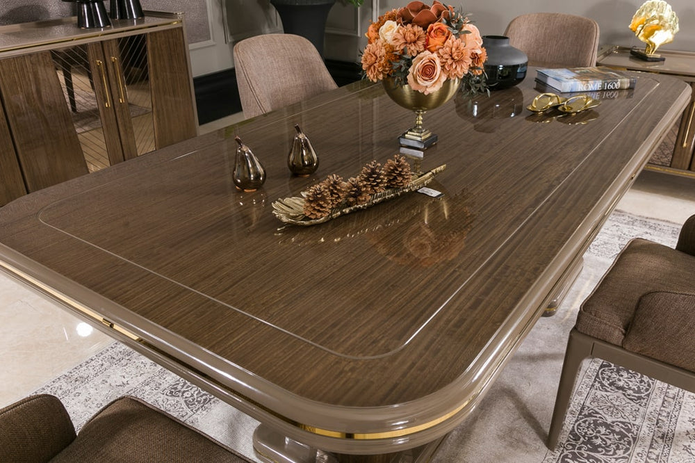 Manolo Dining Room Set