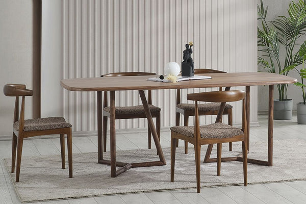 Hesna Brown Dining Room Set