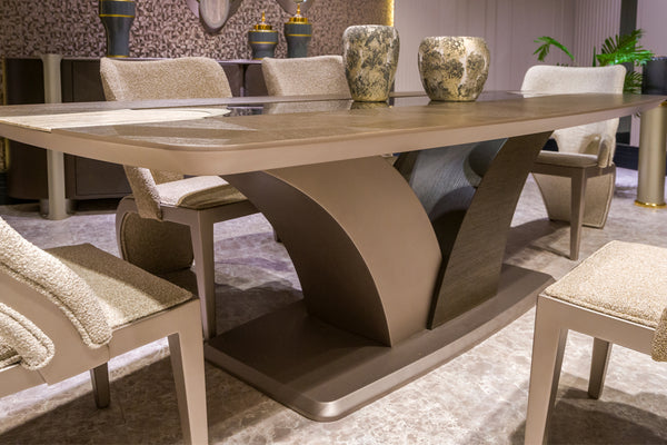 Loritas Dining Table