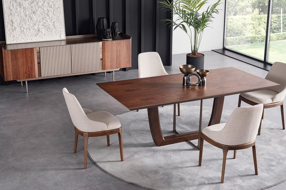 Agata Dining Room Set