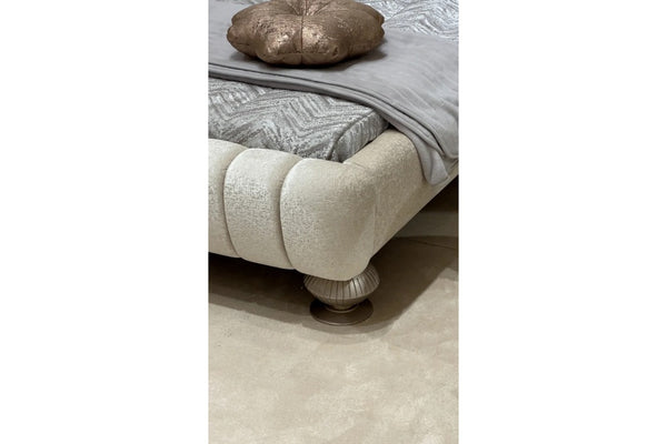 Madeira Bedroom Set
