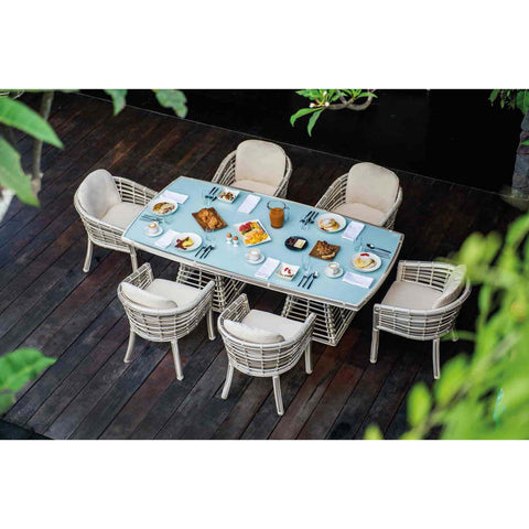 Villa Table Set